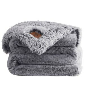 Frye Luxe Faux Fur Throw 60” x 70 “